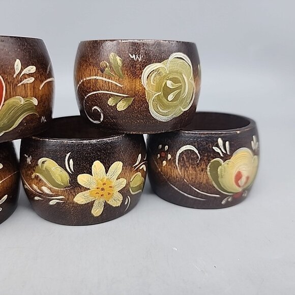 Vintage Hand Painted Floral Wood Napkin Rings Holders Set 6 MCM Mary Lilly Wisc - Picture 4 of 6